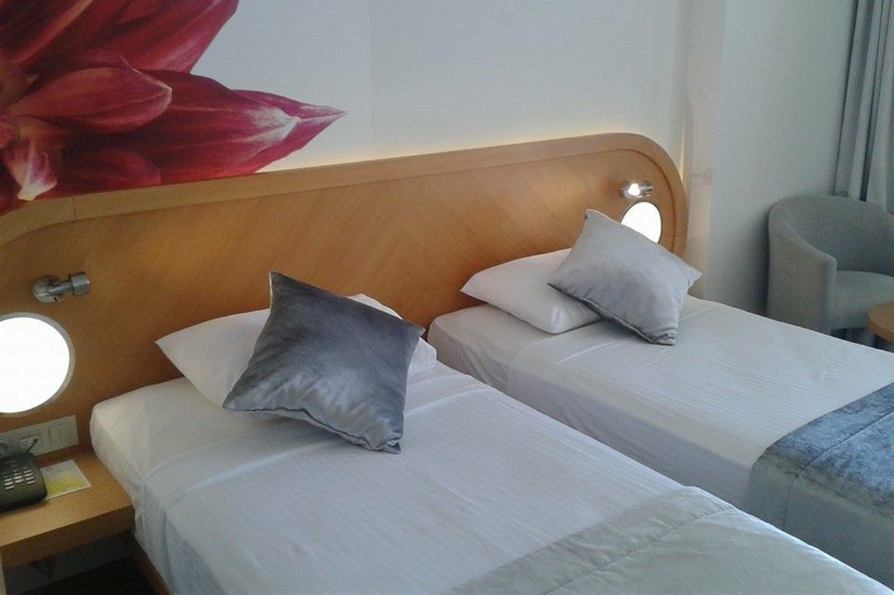 Marbella Hotel مرمريس المظهر الخارجي الصورة