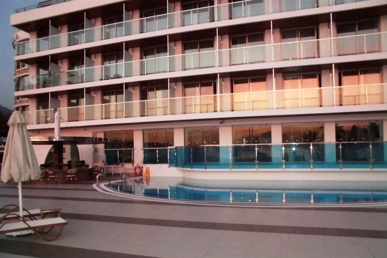 Marbella Hotel مرمريس المظهر الخارجي الصورة